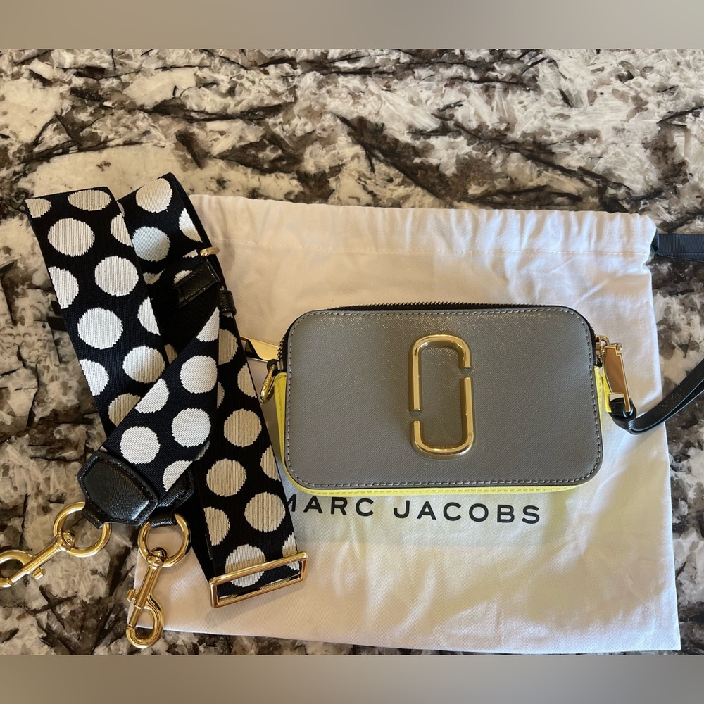 Marc Jacobs Snap Shot Cross Body Bag
